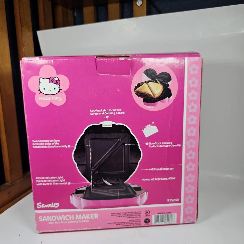 NEW Vintage Sanrio Hello Kitty Sandwich Maker Grill Press 2005 (KT5240)